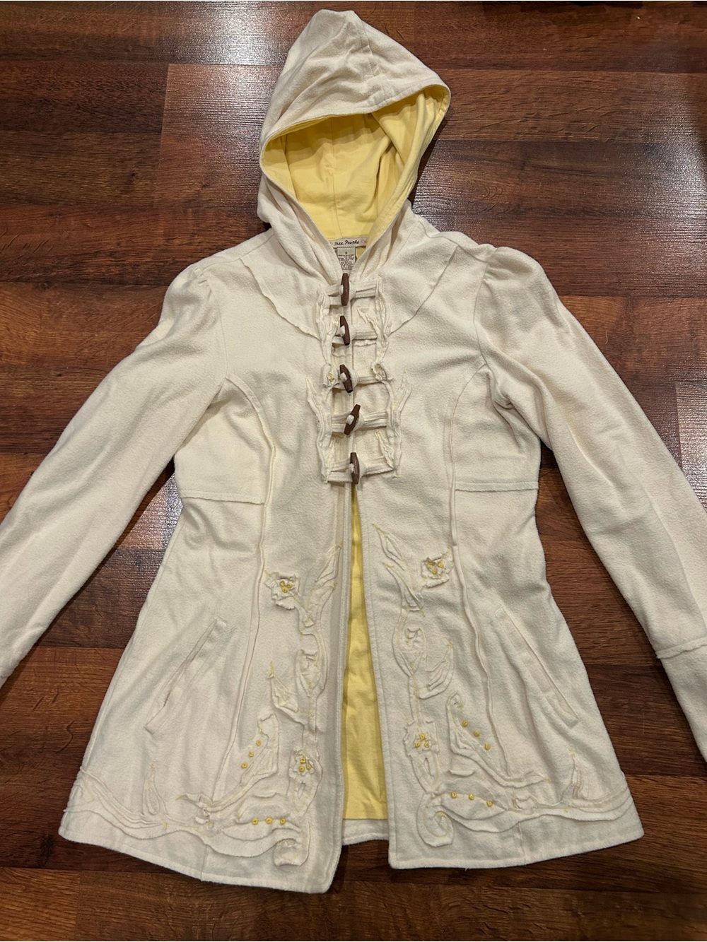 Vintage Free People 100% Cotton Jacket Cream and Yellow Embroidered Size 6 Rare